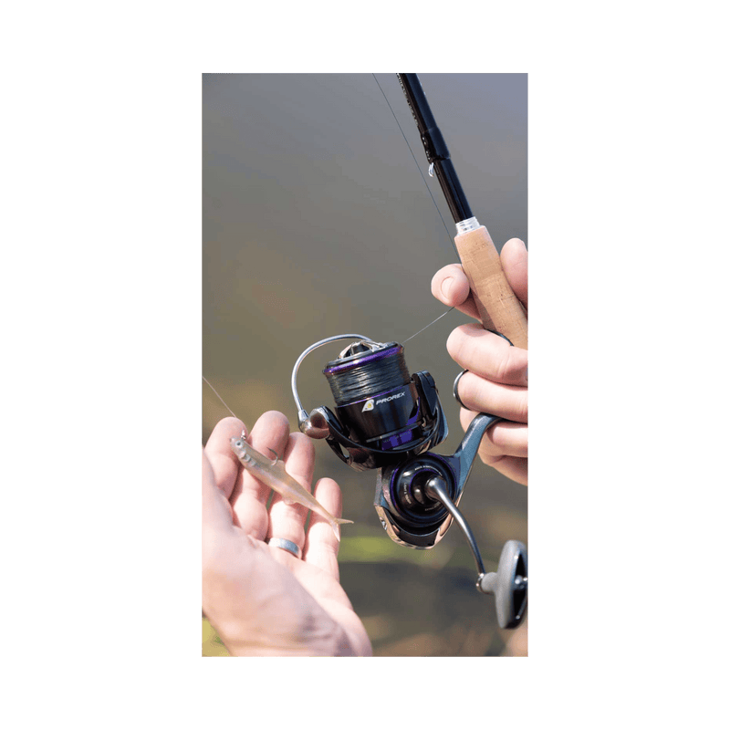 Load image into Gallery viewer, DAIWA SPINNING REELS 2500-XH Daiwa Prorex MQ LT Spinning Reel
