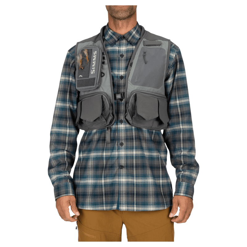 Load image into Gallery viewer, SIMMS VESTS Pewter / Extra Large Simms Men&#39;s Freestone Fishing Vest
