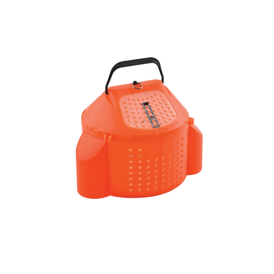 clam collapsible minnow bucket fish hauler Bait With Sled Mount anglers will have no problem getting in and out without stepping over their fishing buddy Flambeau 8 Qt Insulated Minnow